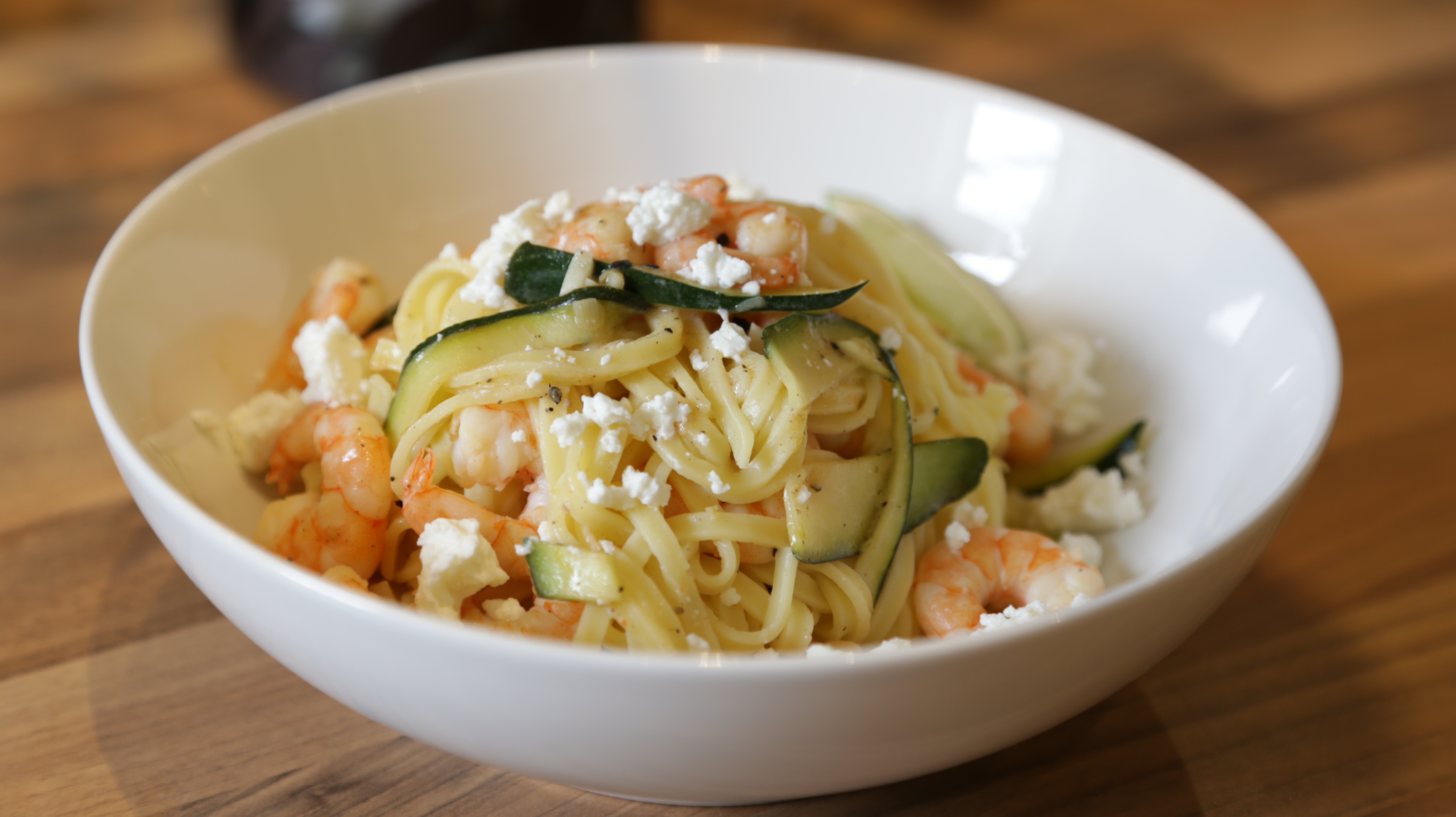 Lime, prawn & feta linguine