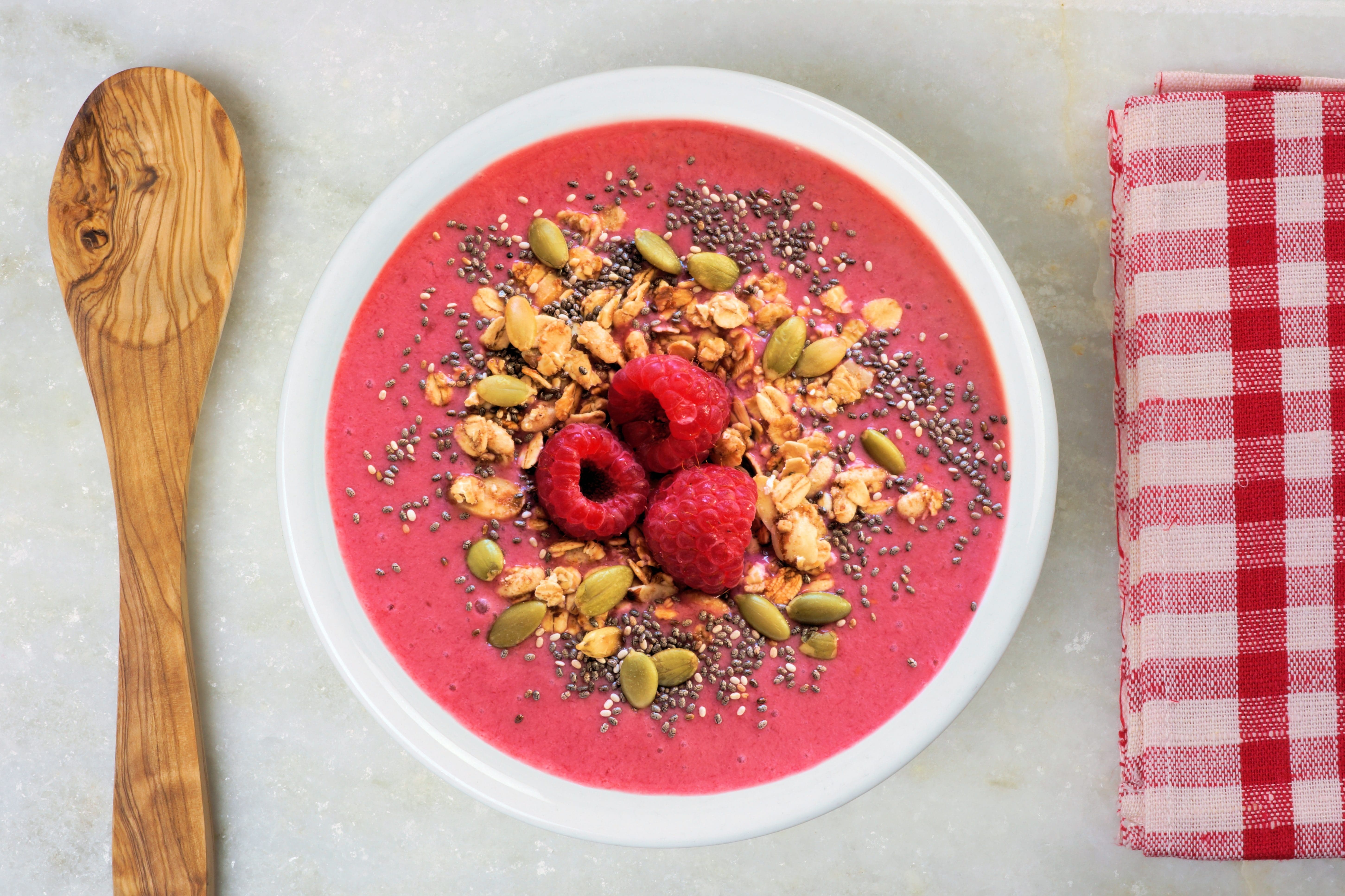 BERRY, CHIA & MUESLI SMOOTHIE BOWL (V) (VN)*