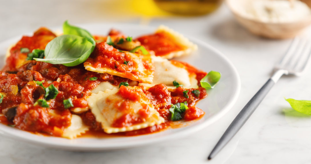 spinach-and-ricotta-ravioli-sauce-chefjar